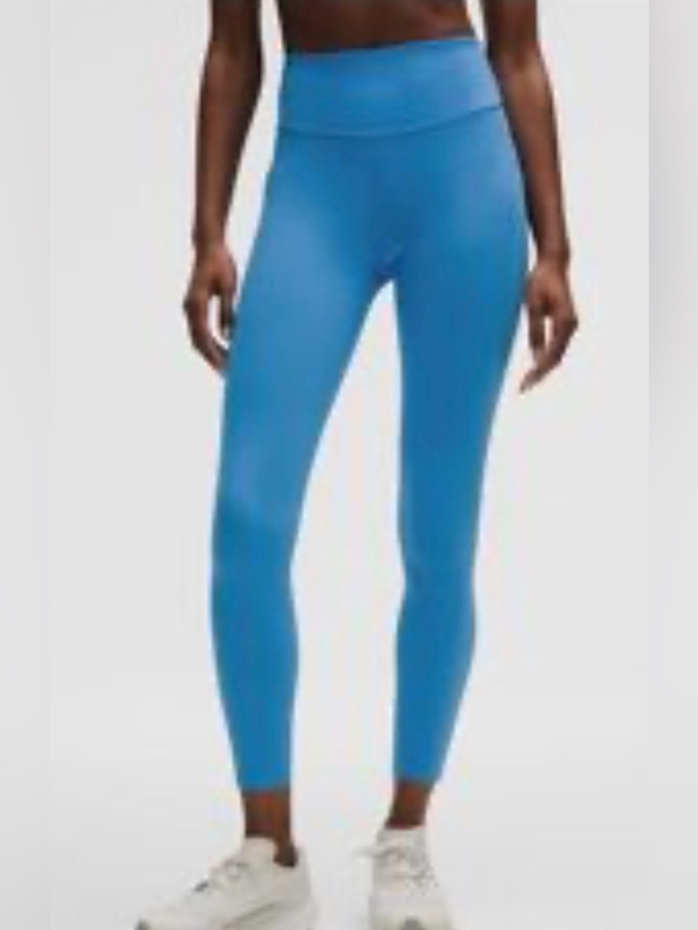 NWT Lululemon Fast and Free HR Tight
28" *Pockets